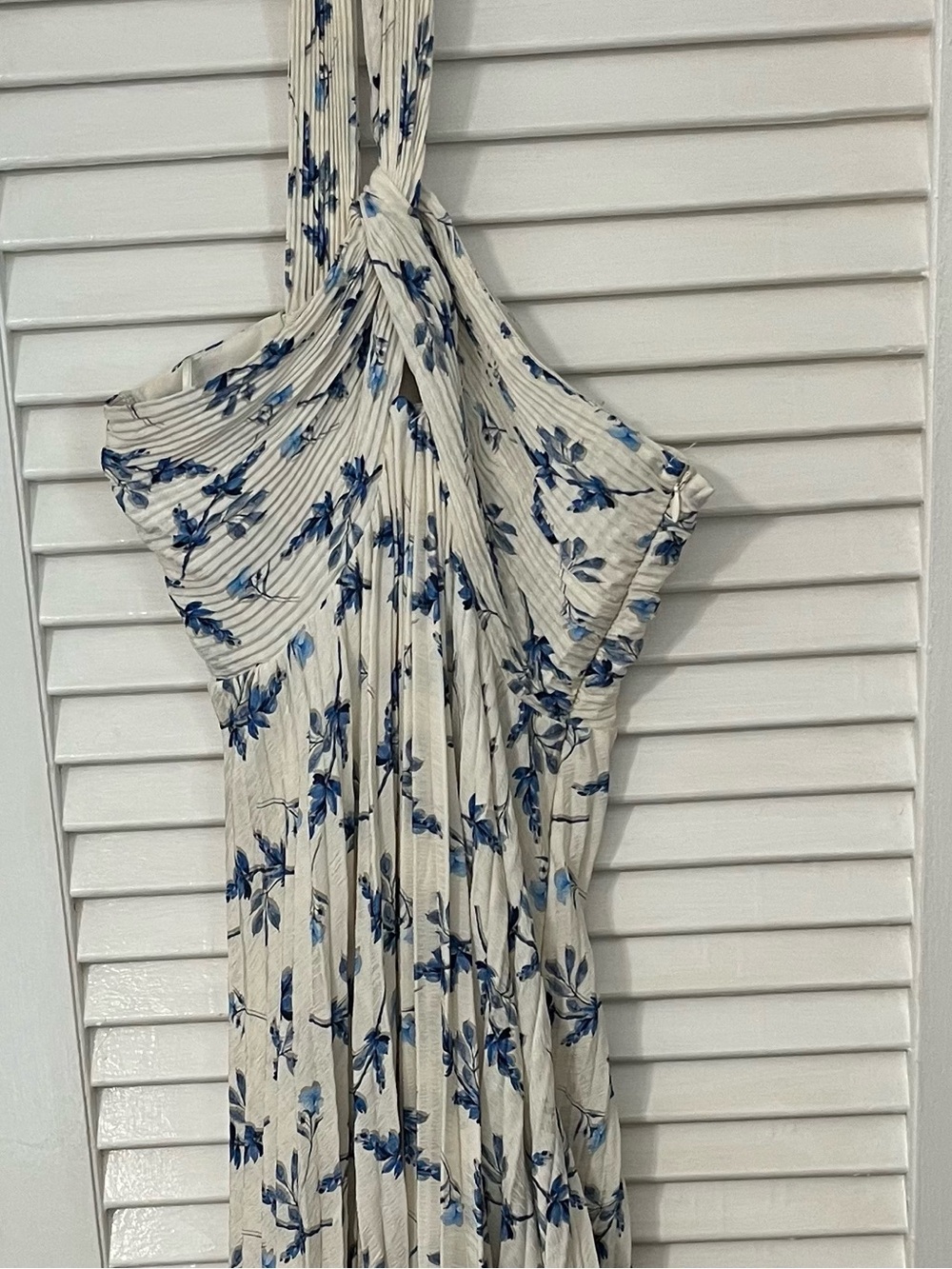 Cream and Blue Floral One-Shoulder Maxi Dress - Picture 3 of 5